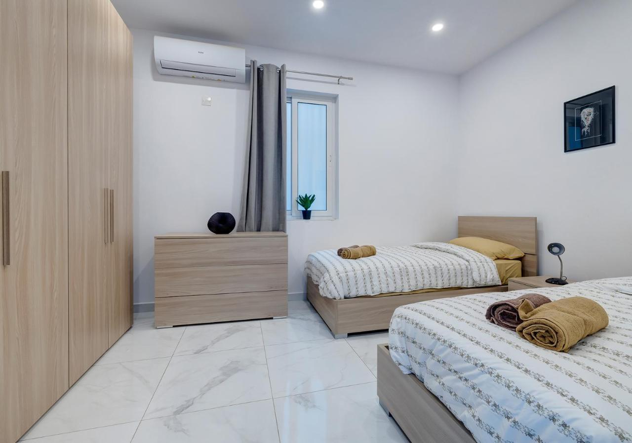 Modern Family Holiday Retreat In Gzira Sliema Buitenkant foto