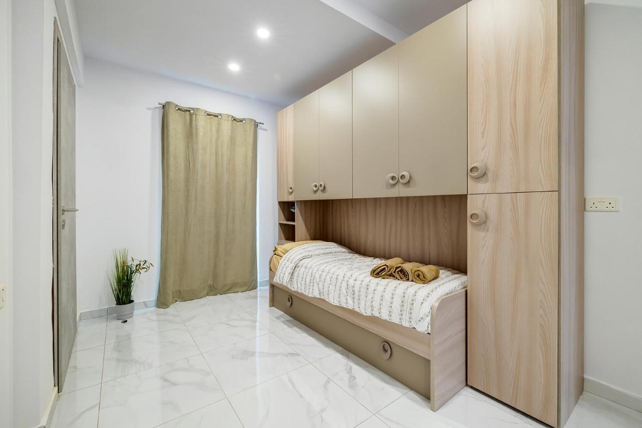 Modern Family Holiday Retreat In Gzira Sliema Buitenkant foto